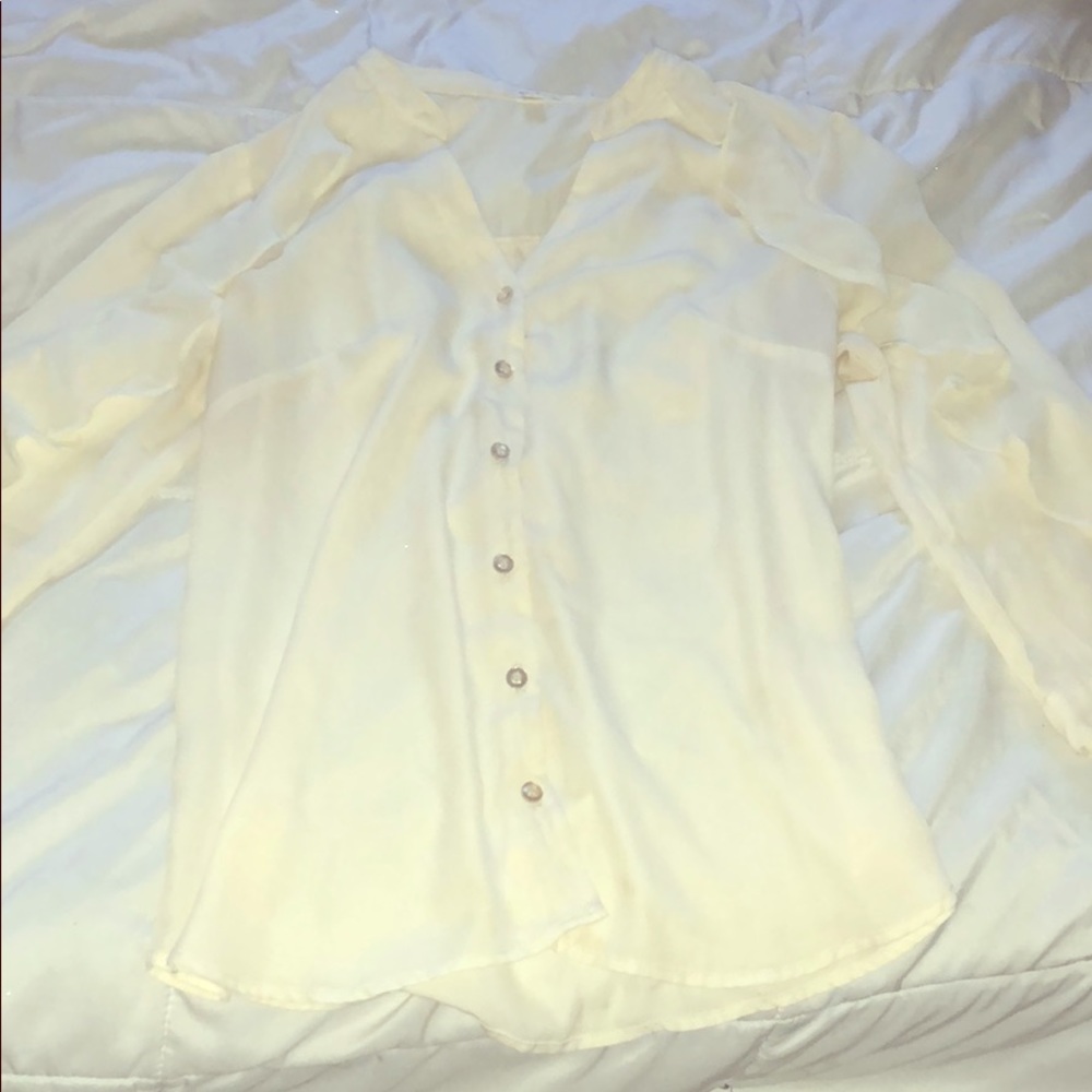 💕Creamy blouse with buttons in the front